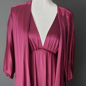 Vintage Vanity Fair burgundy robe and gown set